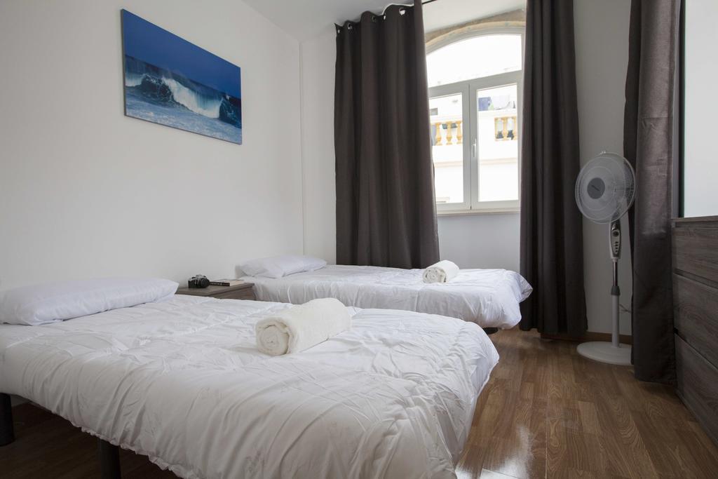Guest House First Floor Lagos Ngoại thất bức ảnh