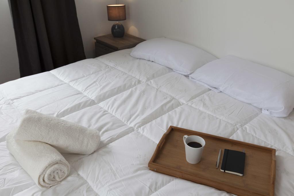 Guest House First Floor Lagos Ngoại thất bức ảnh