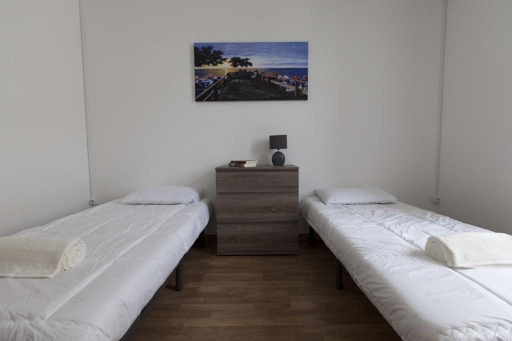 Guest House First Floor Lagos Ngoại thất bức ảnh